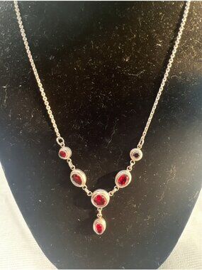 Sterling Silver Garnet Pendant Necklace With Oval & Round Gemstones 18 Inches Lo